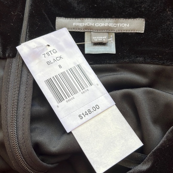 NWT French Connection Black Velvet Dress Off the Shoulder size 8 - Picture 4 of 10